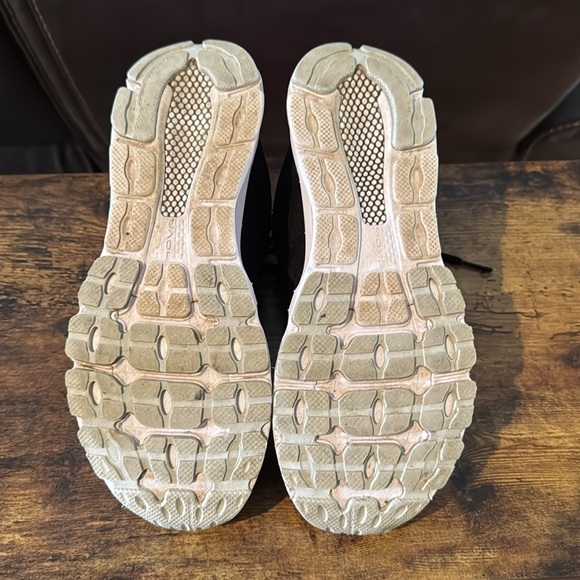 Women’s Under Armour HOVR Infinite 3 Running Shoes - Picture 5 of 7